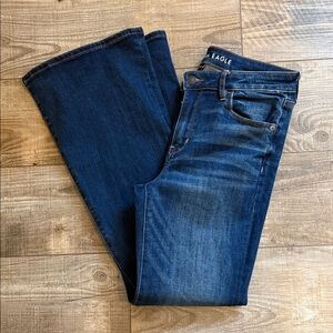 Women's AE low rise Flare Jeans